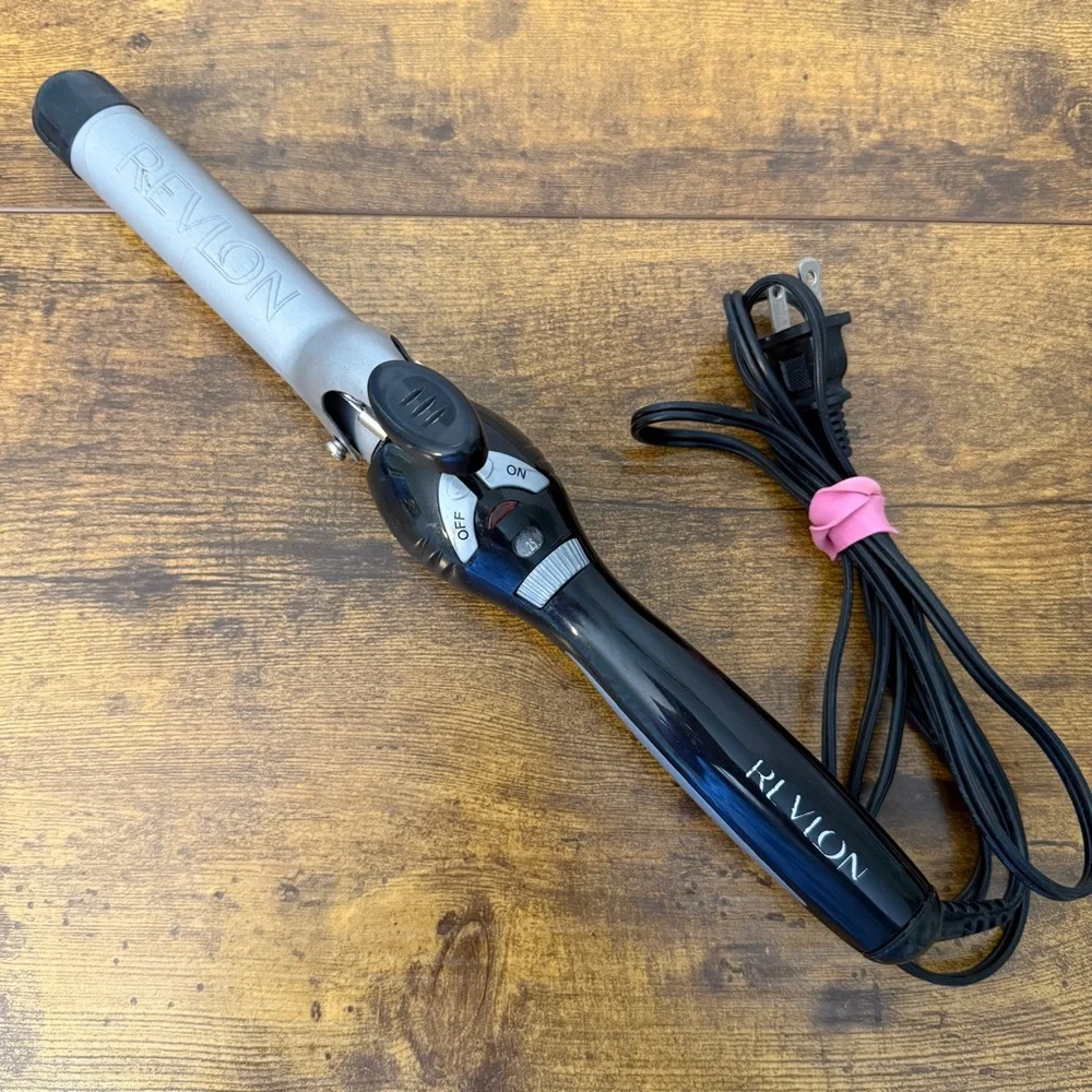 Y2K Revlon Perfect Hair Styling Curling Iron Model RV051 RC51M 1